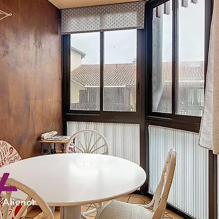 Апартаменты T2 Avec Loggia Et Piscine Saisonniere A Vieux-boucau - Fr-1-857-64 *