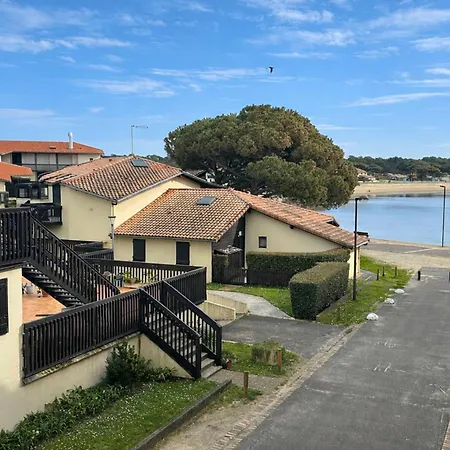 T2 Avec Loggia Et Piscine Saisonniere A Vieux-boucau - Fr-1-857-64